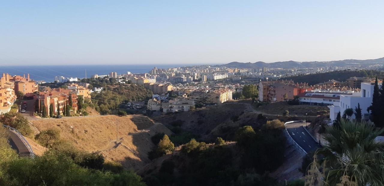 Cozy Rooms In Terraced House Fuengirola Bagian luar foto