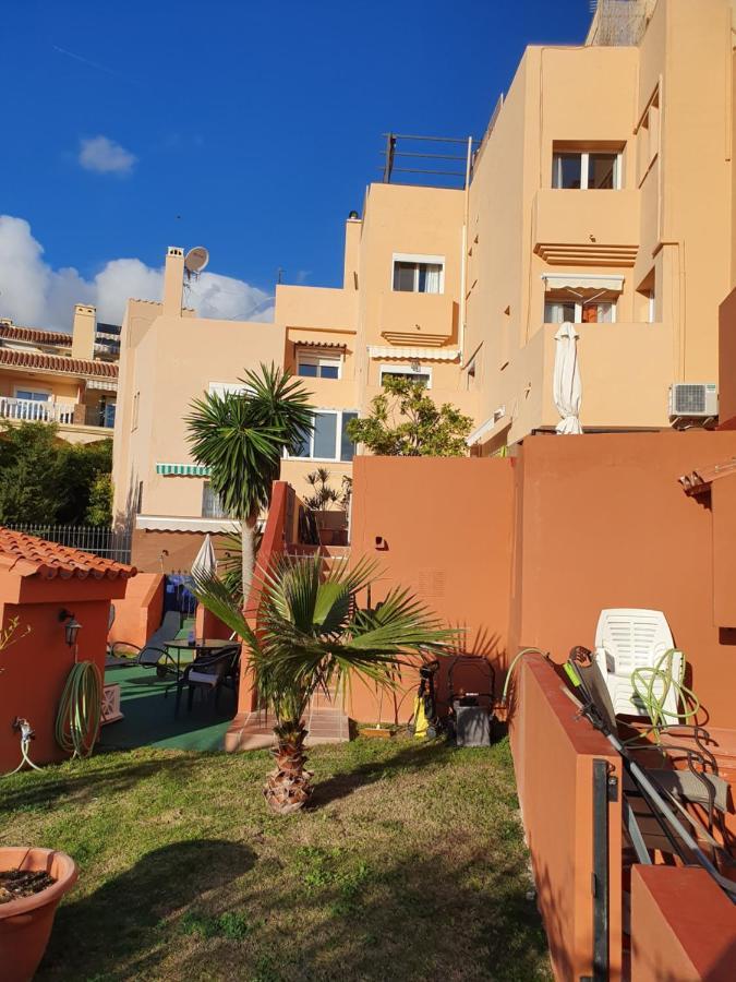 Cozy Rooms In Terraced House Fuengirola Bagian luar foto