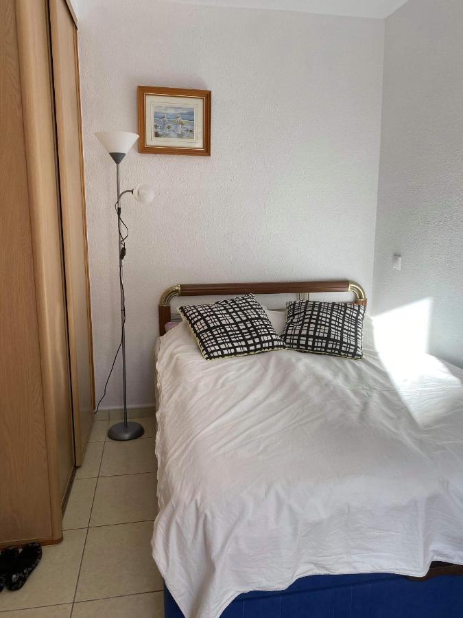 Cozy Rooms In Terraced House Fuengirola Bagian luar foto