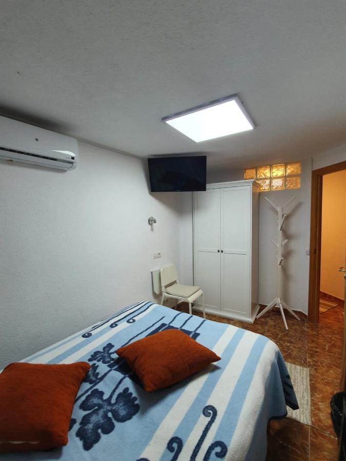 Cozy Rooms In Terraced House Fuengirola Bagian luar foto