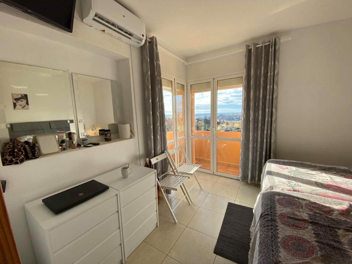 Cozy Rooms In Terraced House Fuengirola Bagian luar foto