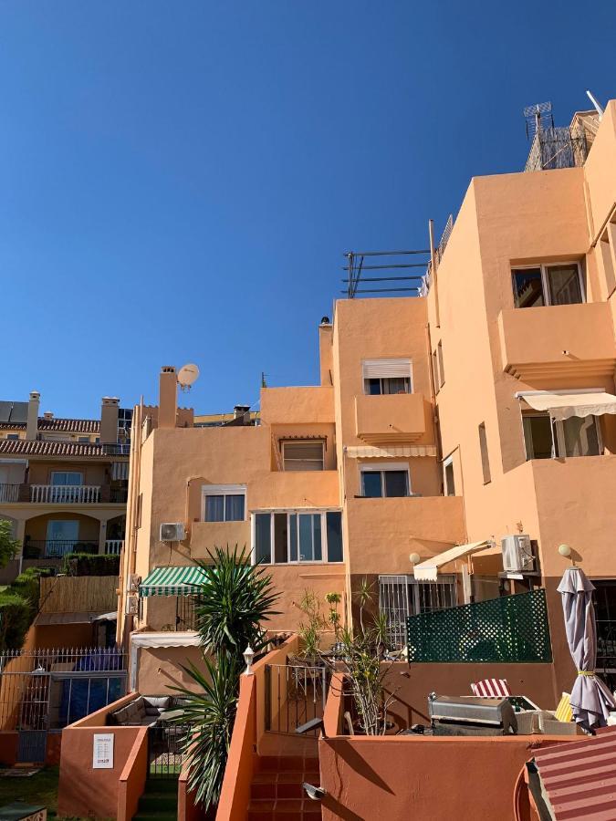 Cozy Rooms In Terraced House Fuengirola Bagian luar foto