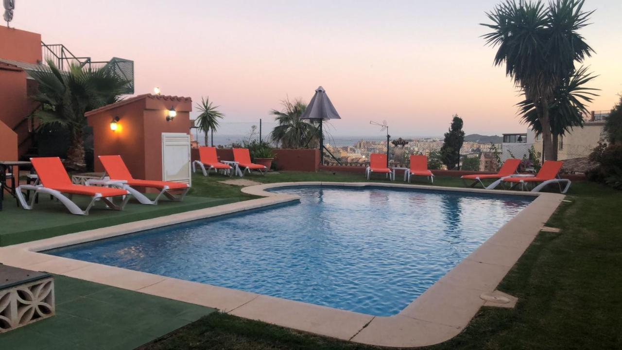 Cozy Rooms In Terraced House Fuengirola Bagian luar foto