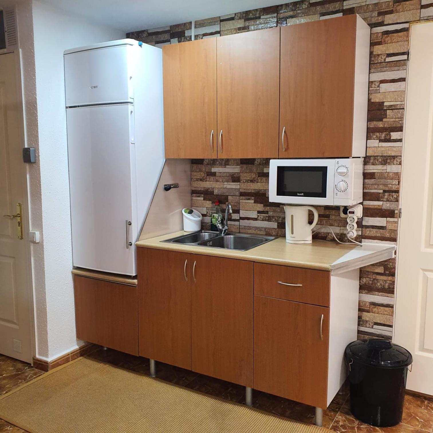 Cozy Rooms In Terraced House Fuengirola Bagian luar foto