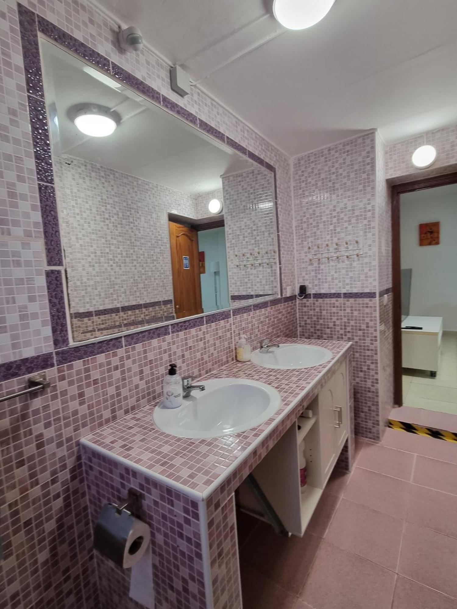 Cozy Rooms In Terraced House Fuengirola Bagian luar foto