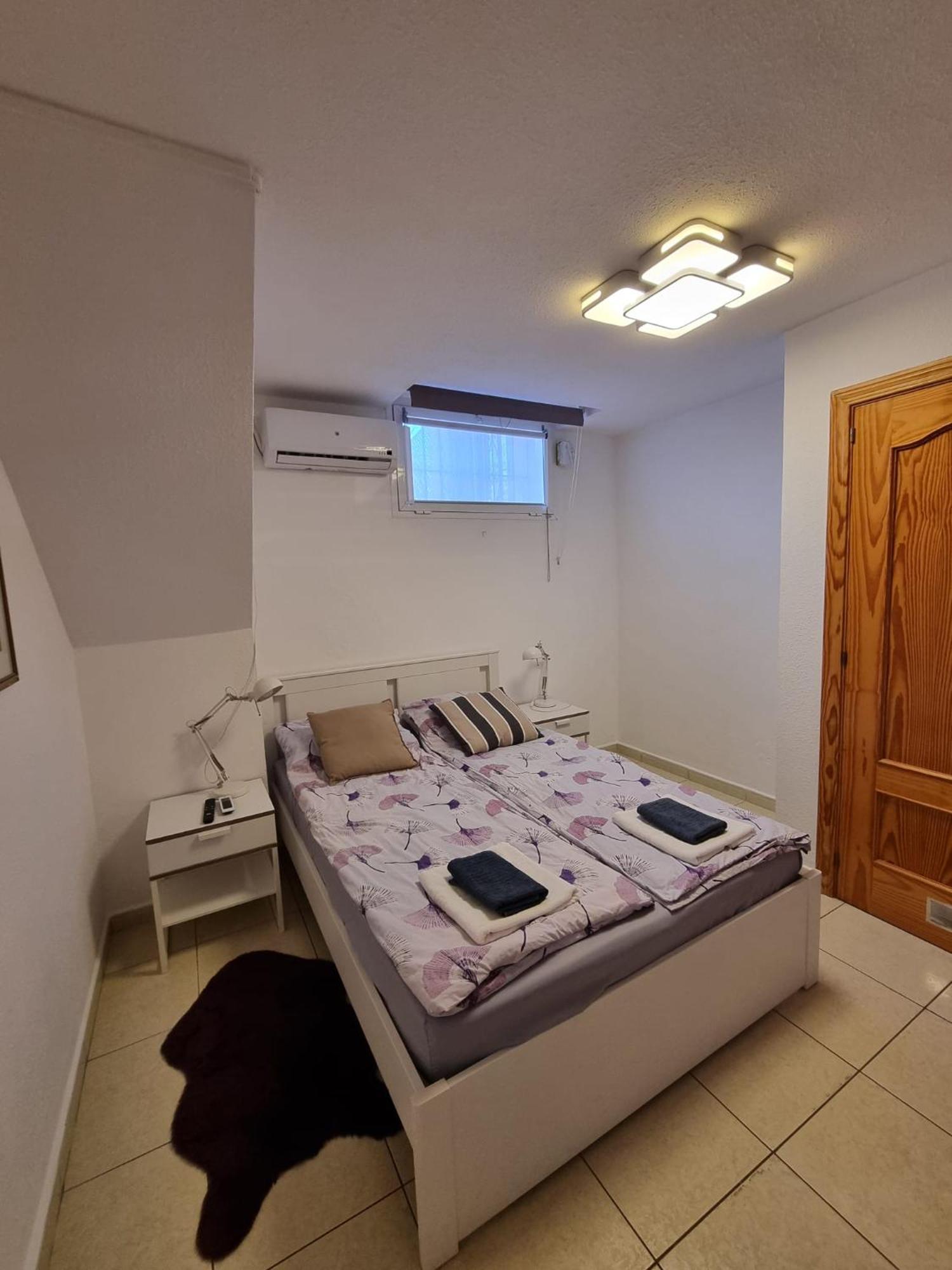 Cozy Rooms In Terraced House Fuengirola Bagian luar foto