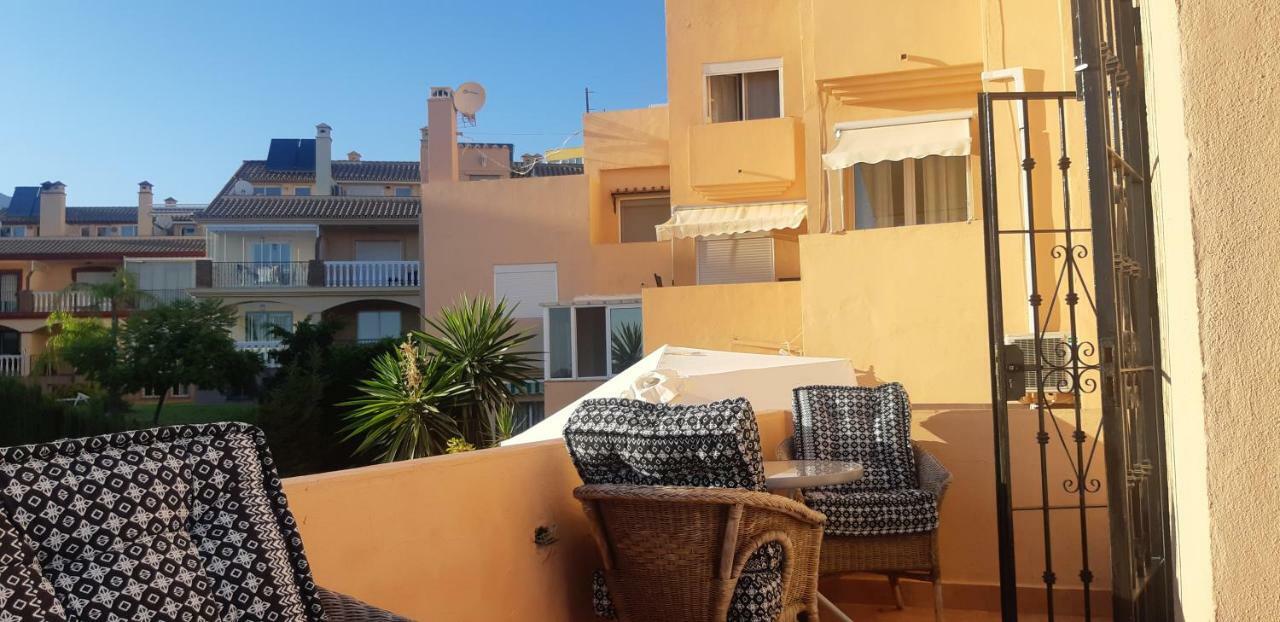 Cozy Rooms In Terraced House Fuengirola Bagian luar foto